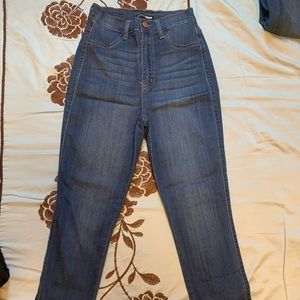High waisted Fashion Nova Jeans Size 5
